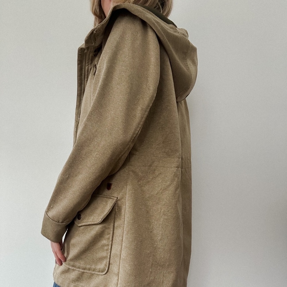 Burton shell jacket - Picture 3 of 4
